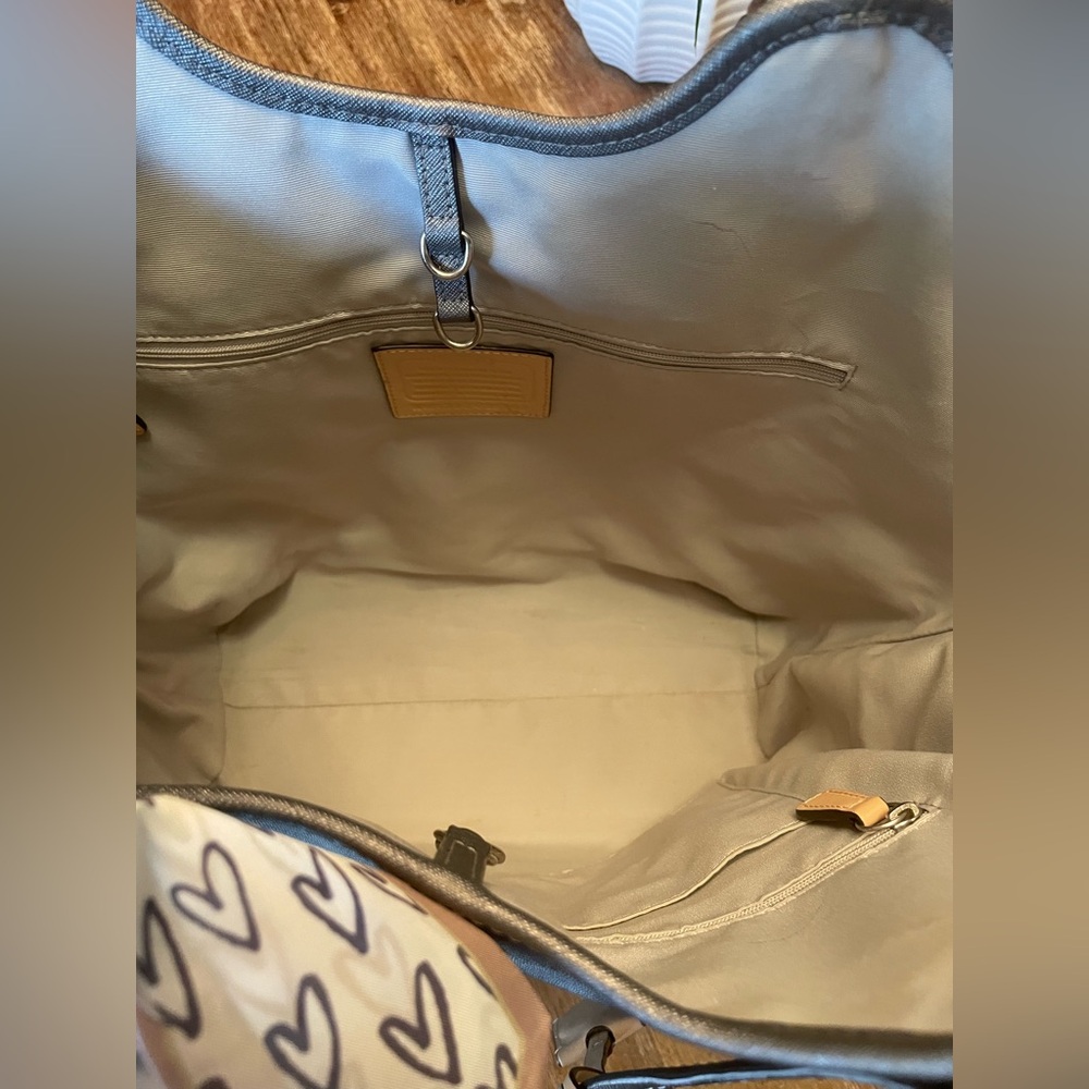 Coach Gray Tote Bag - Picture 6 of 10
